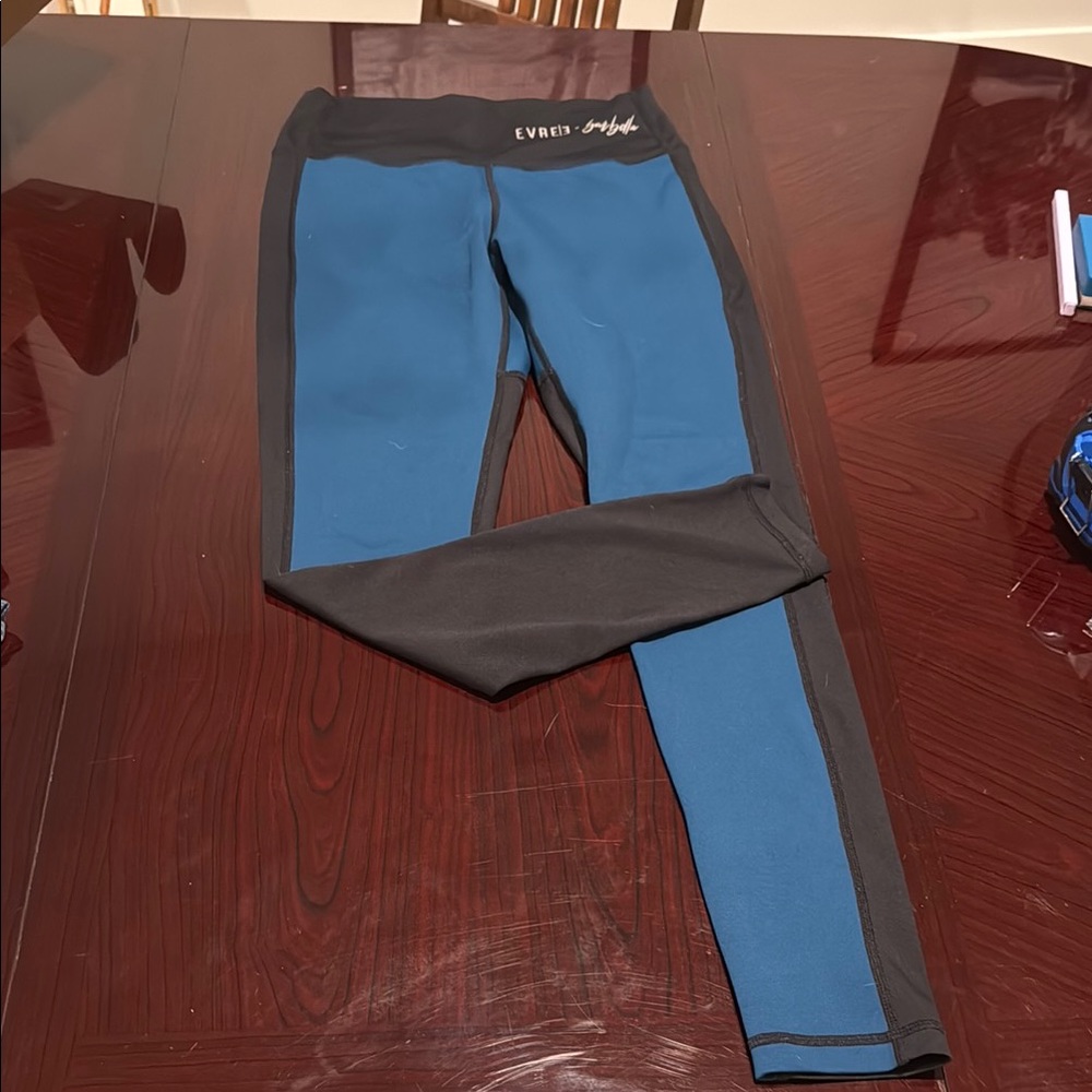 Evre|e x Barbella size small athletic tights